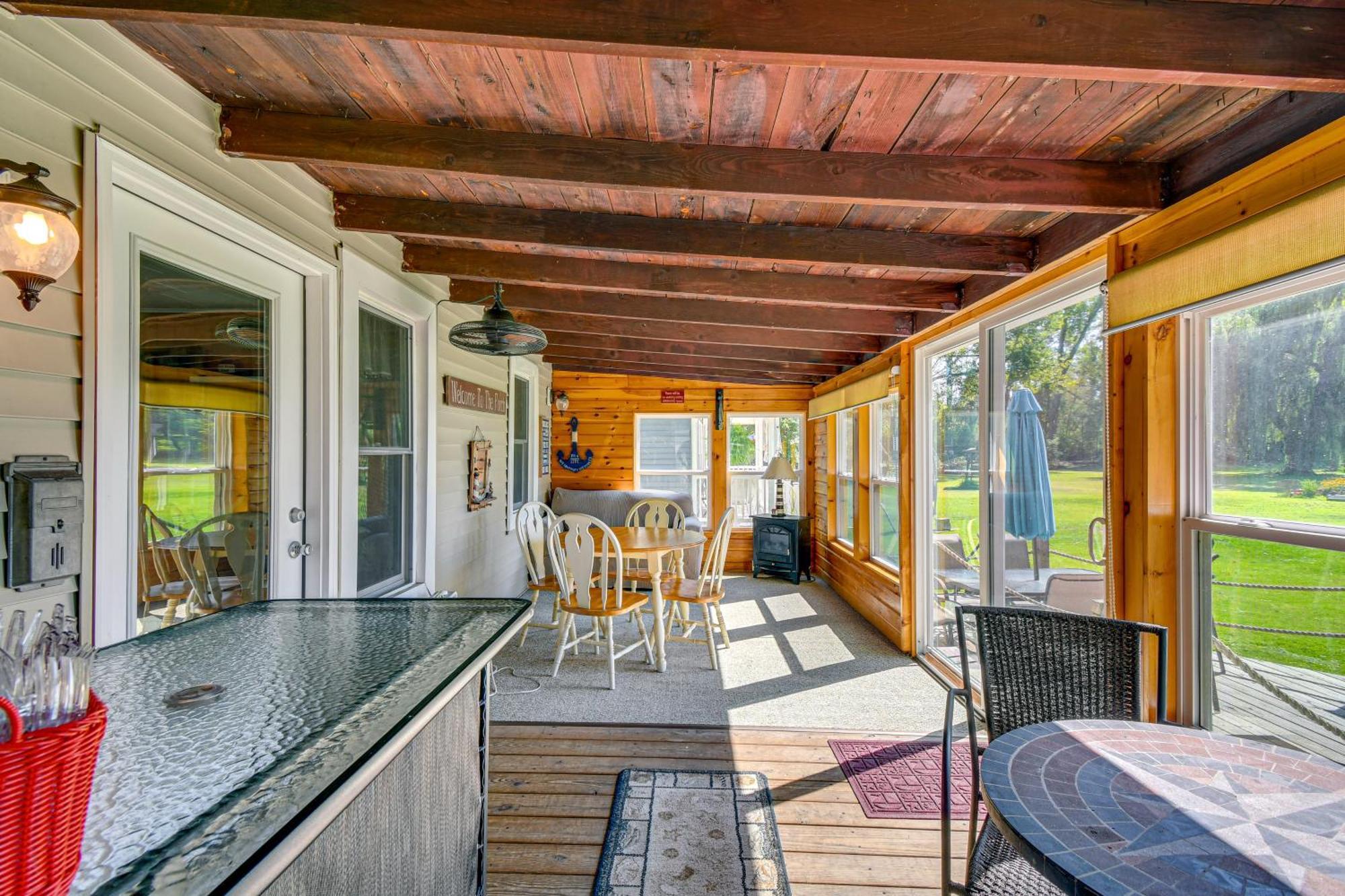 Cayuga Lake Cottage Private Dock And Deck! Exterior photo